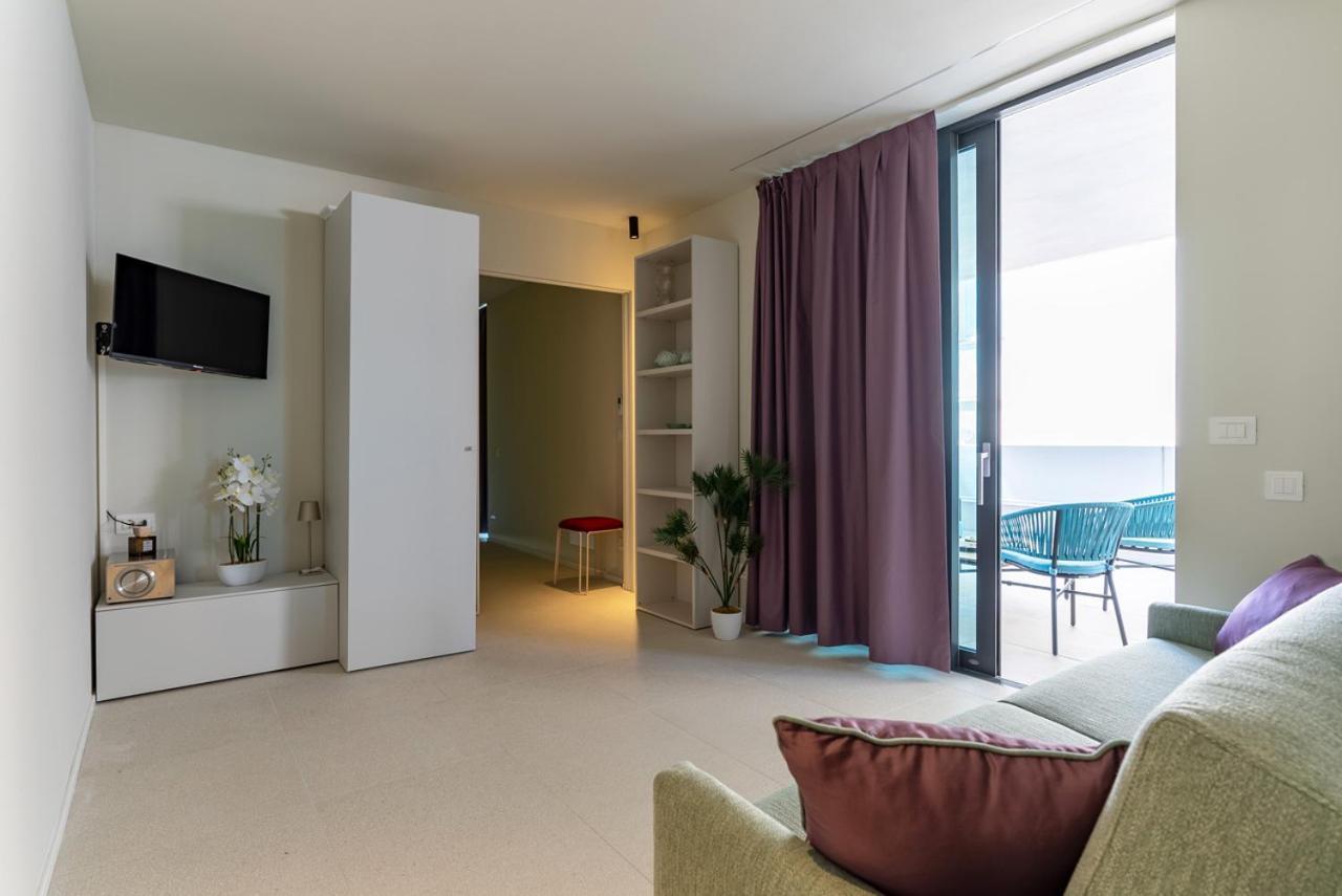 Aparthotel Zefiro Com Design, Large Terrace, Bike, Near Beach And Thermal 그라도 외부 사진