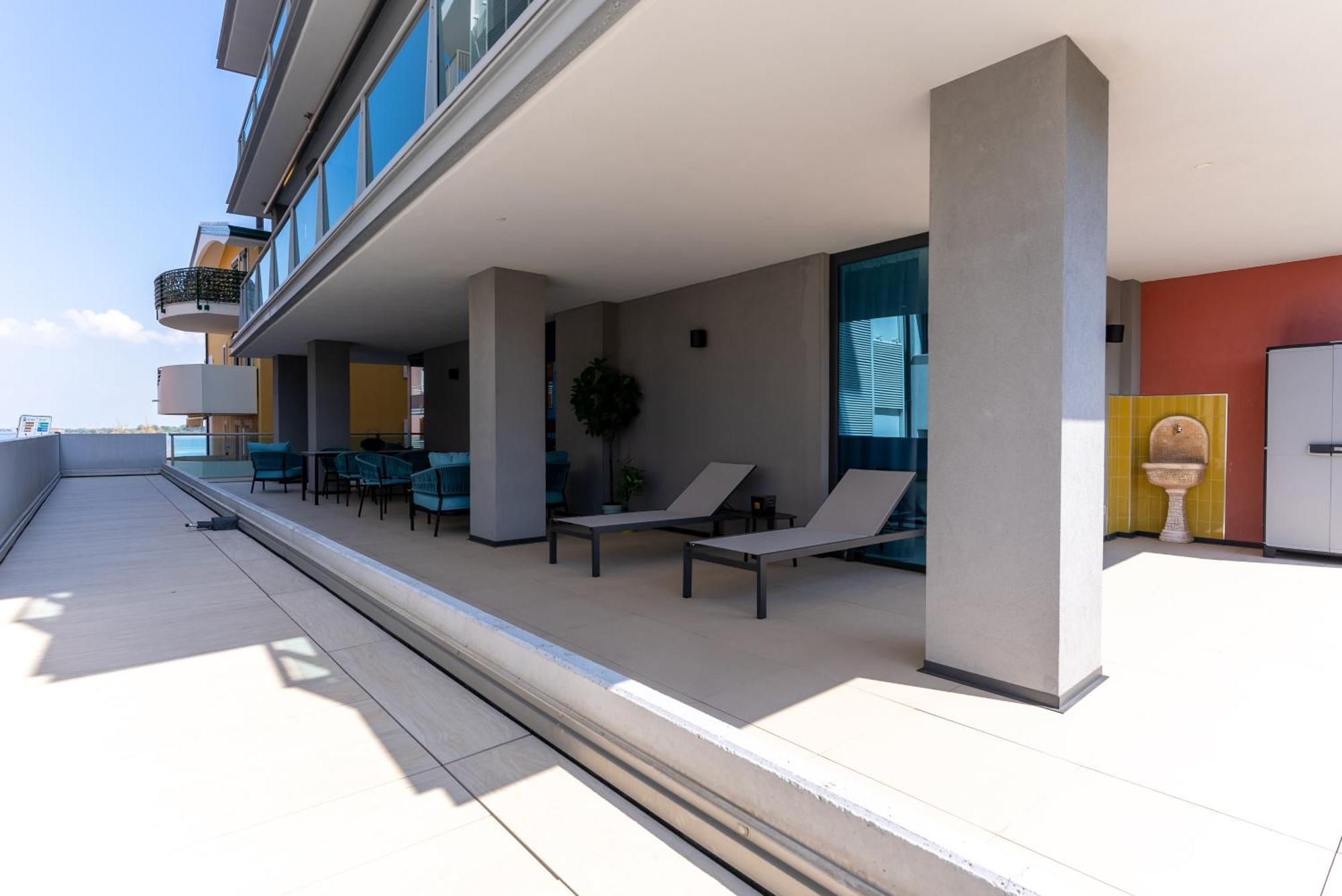 Aparthotel Zefiro Com Design, Large Terrace, Bike, Near Beach And Thermal 그라도 외부 사진